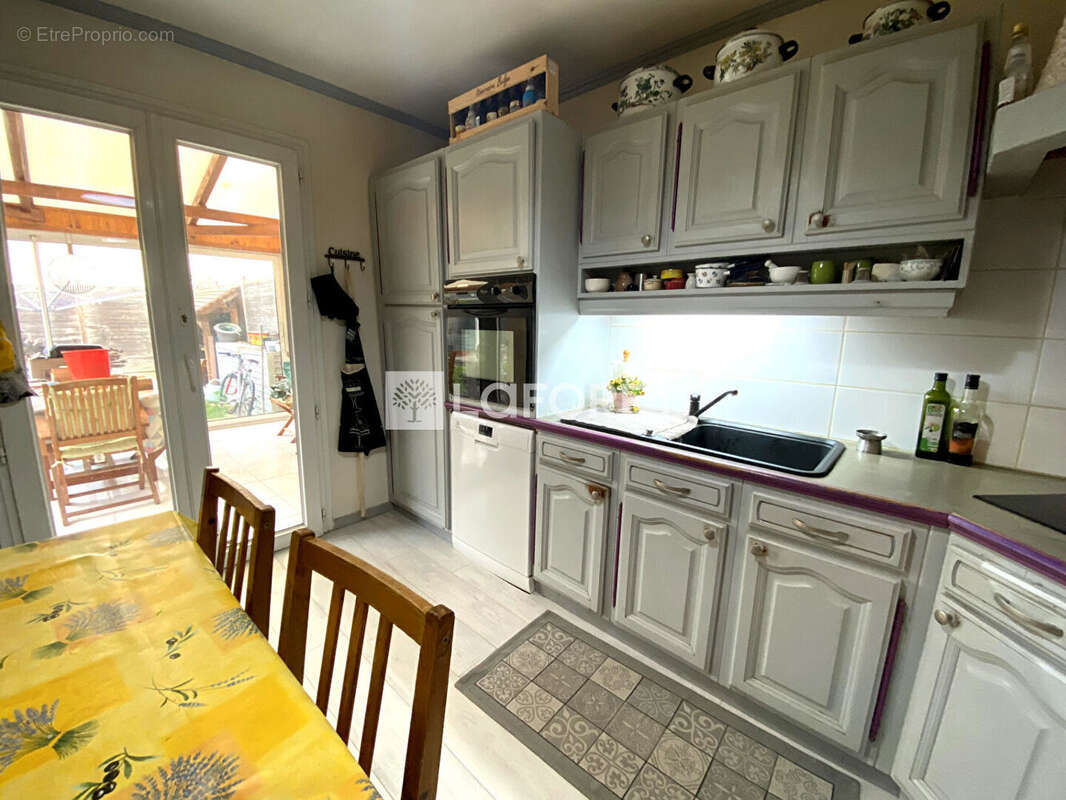 Maison à VIRY-CHATILLON