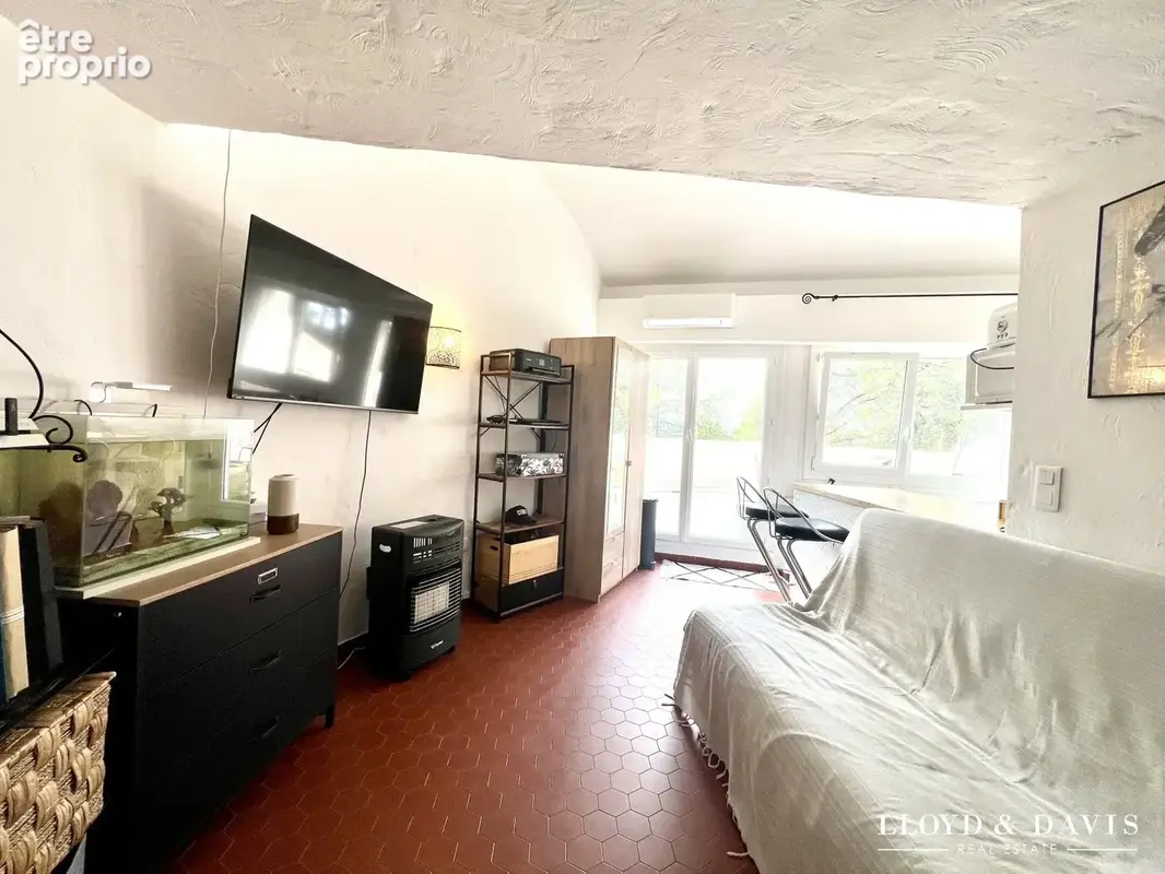 Appartement 1 pièce 25 m² à vendre à Saint-Paul-En-Foret (83440) - photo 3