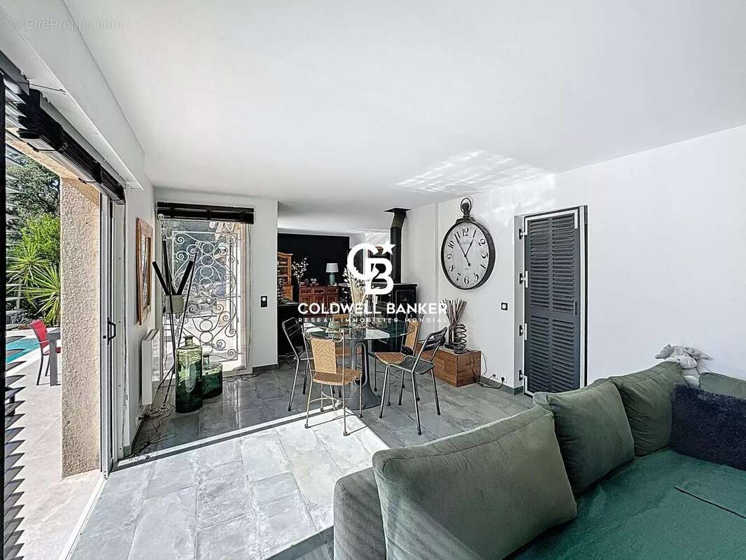 Maison à LES ADRETS-DE-L&#039;ESTEREL