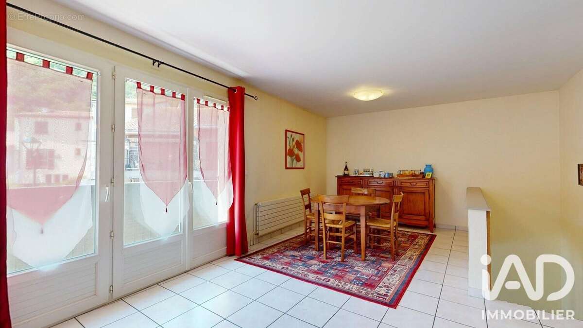 Maison 134 m² à Enval  - photo 3