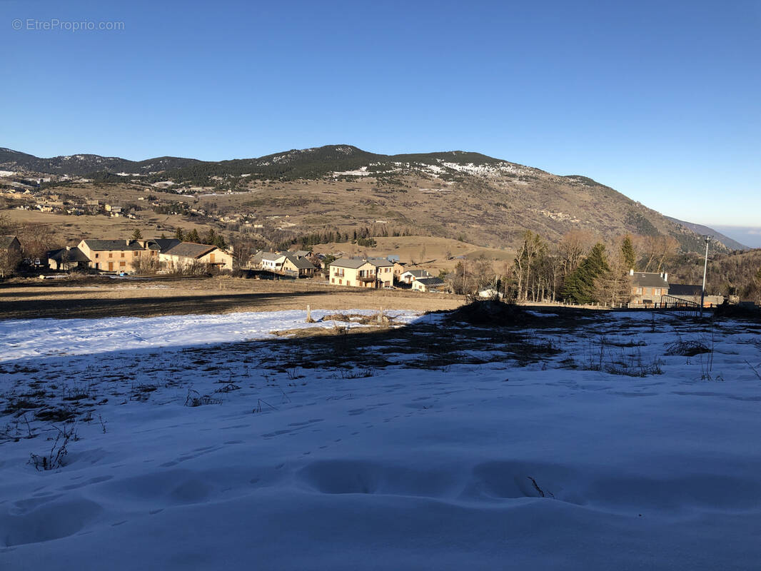 Terrain à SAINT-PIERRE-DELS-FORCATS