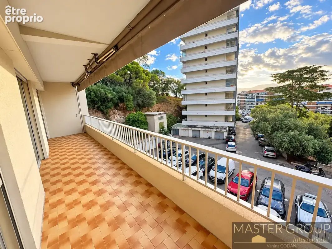 Appartement de type T3 avec terrasse, loggia, cave et garage en option   Parc Berthault, Ajaccio - photo 3