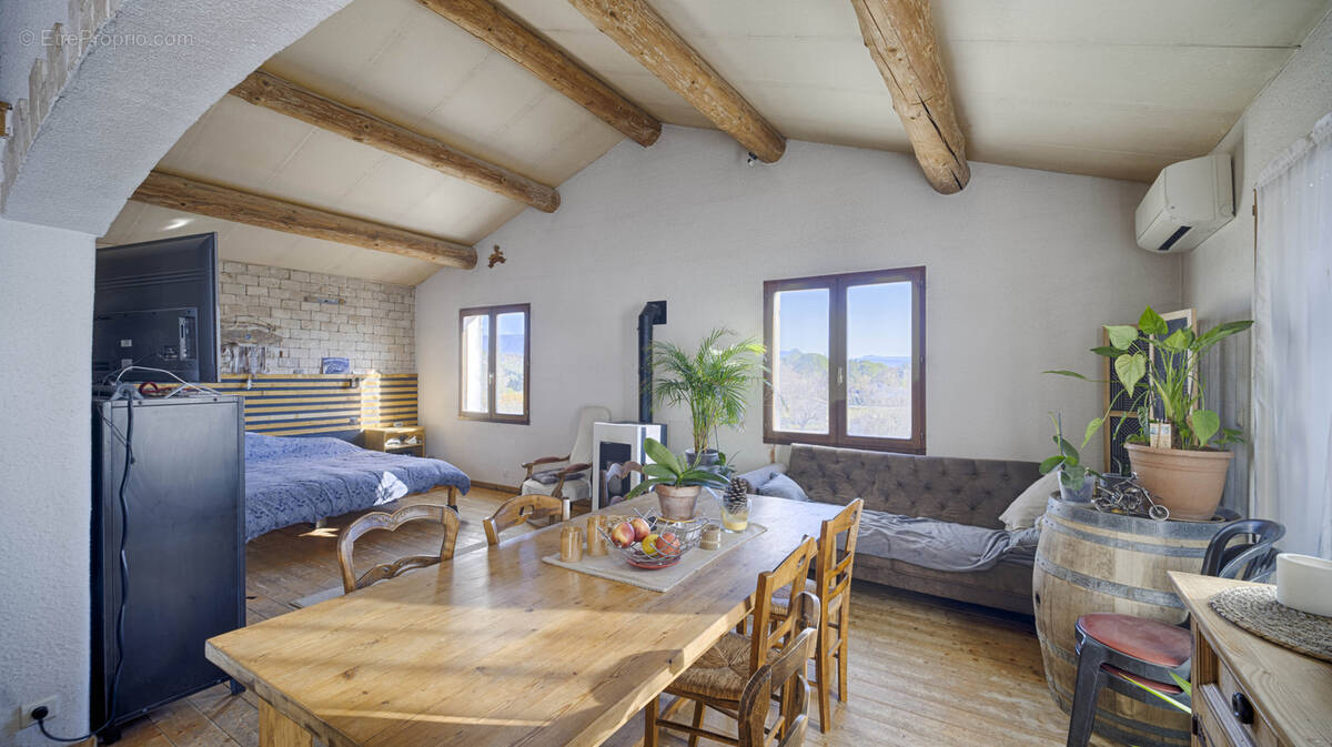 Maison à COLONZELLE