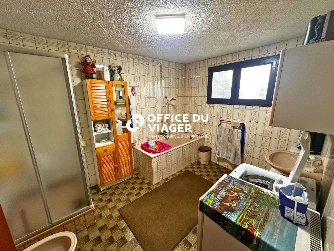 Maison divisée en 2 appartements - 154 m² - photo 7