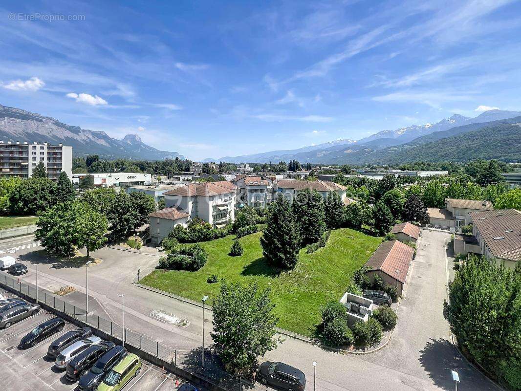 Appartement à SAINT-MARTIN-D'HERES
