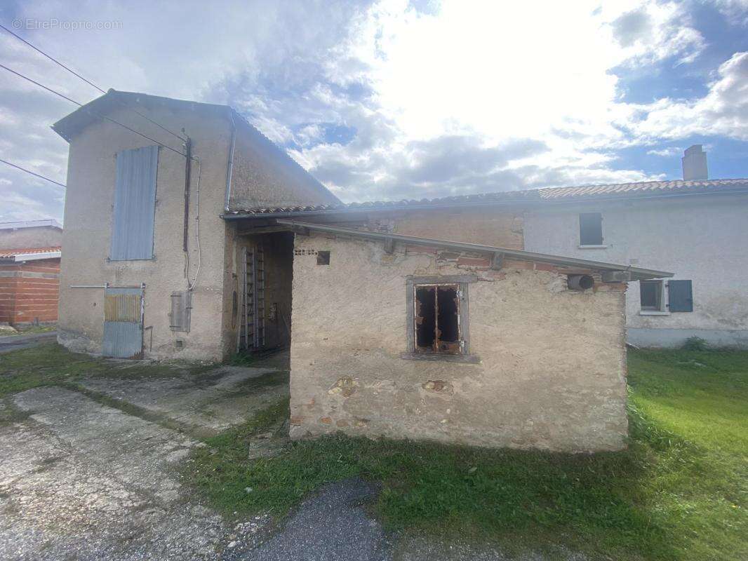 Maison à VILLEFRANCHE-D&#039;ALBIGEOIS