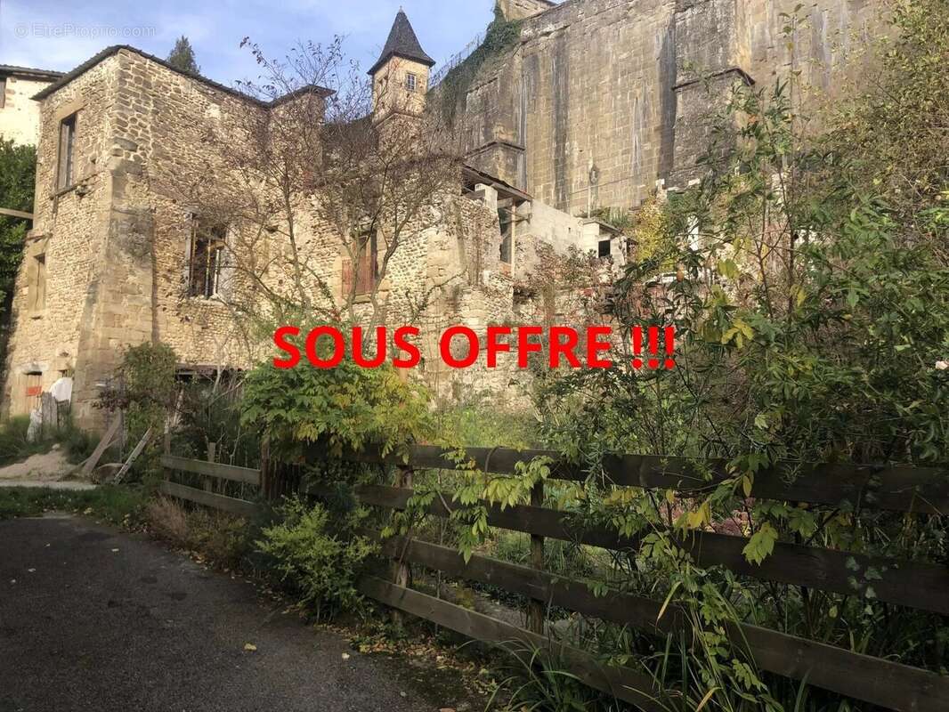 Maison à SAINT-ANTOINE-L'ABBAYE