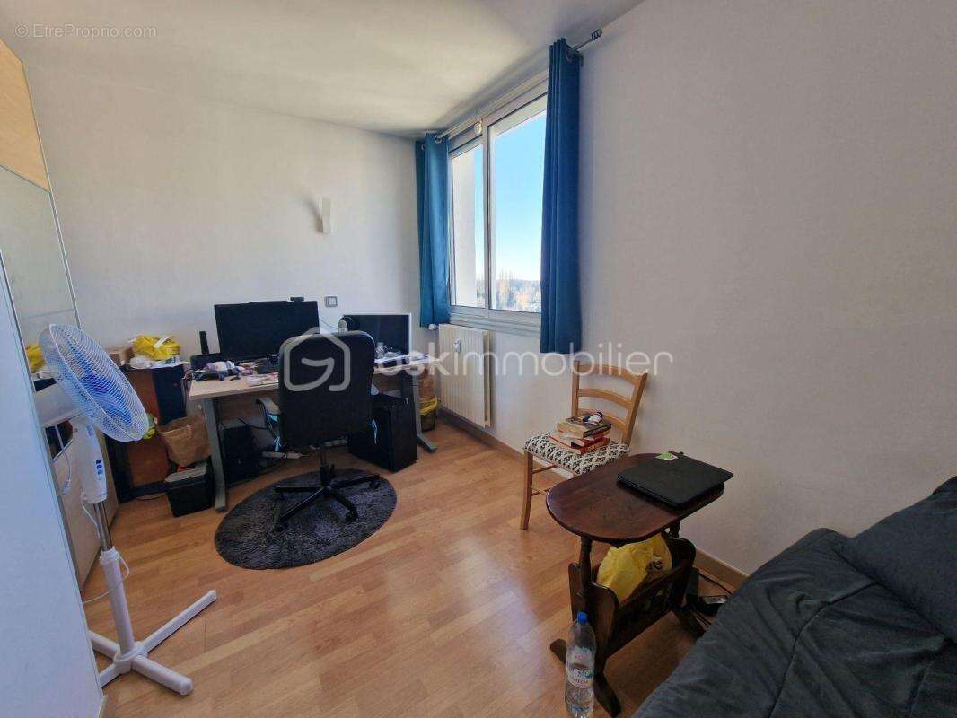 Appartement à ROISSY-EN-BRIE
