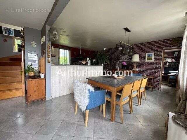 Maison à CAUVILLE-SUR-MER