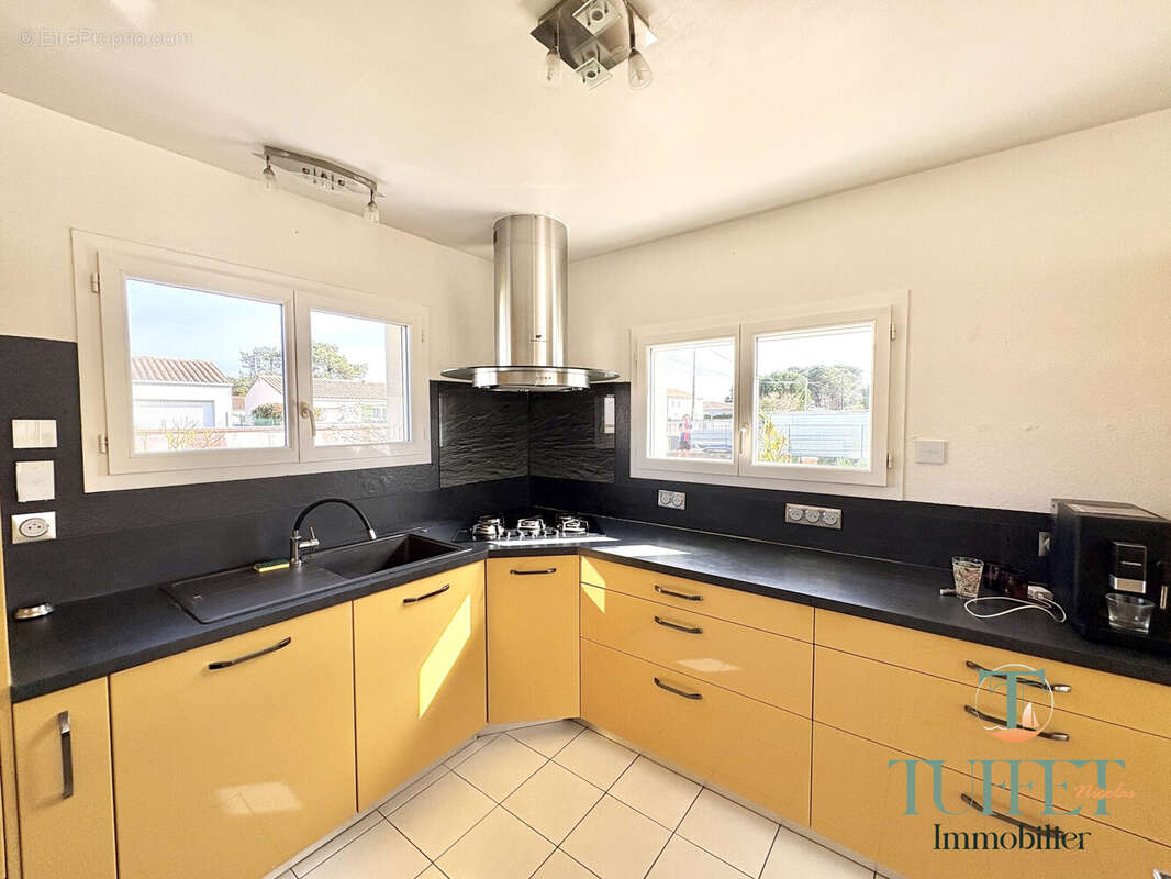 Maison 120 m² à La Tremblade  - photo 8