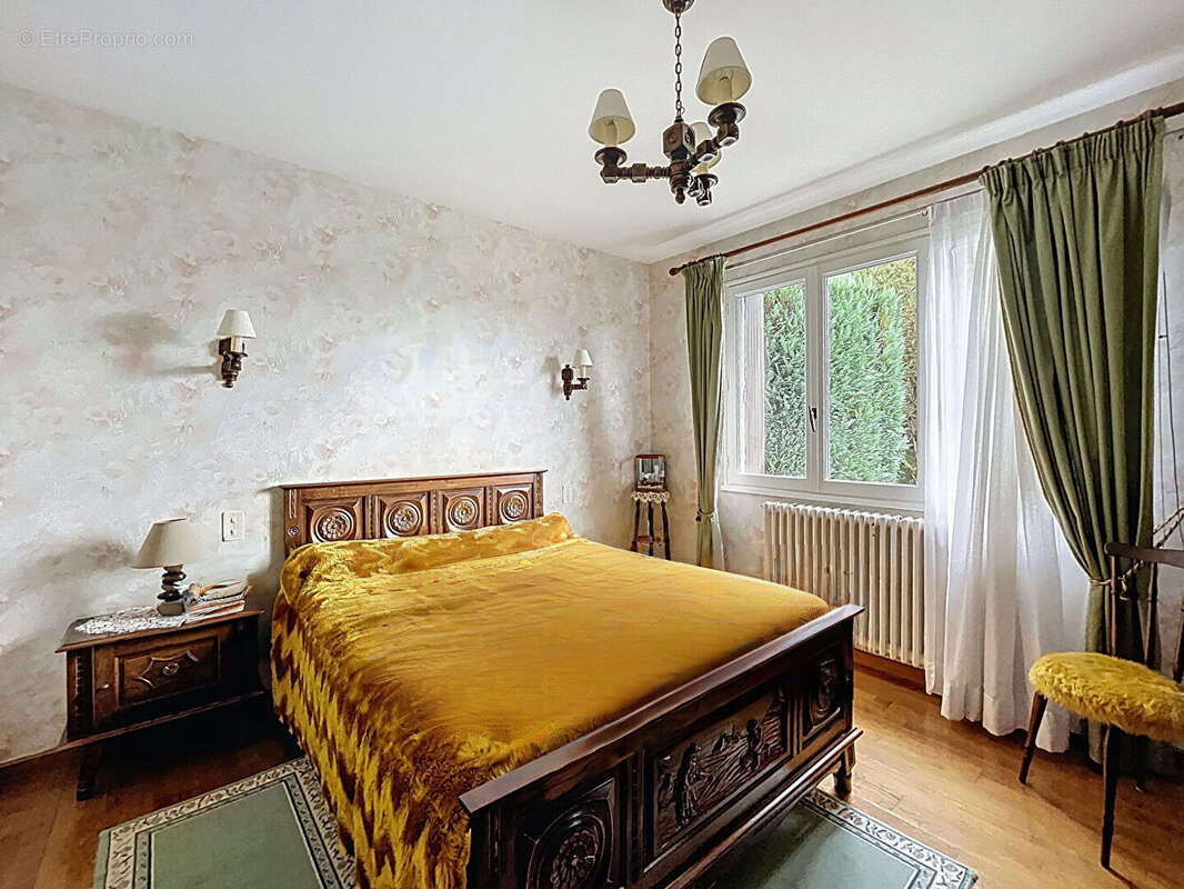 Maison à MINIAC-MORVAN