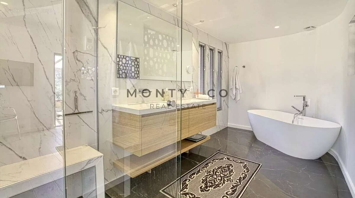 Maison à SAINT-TROPEZ
