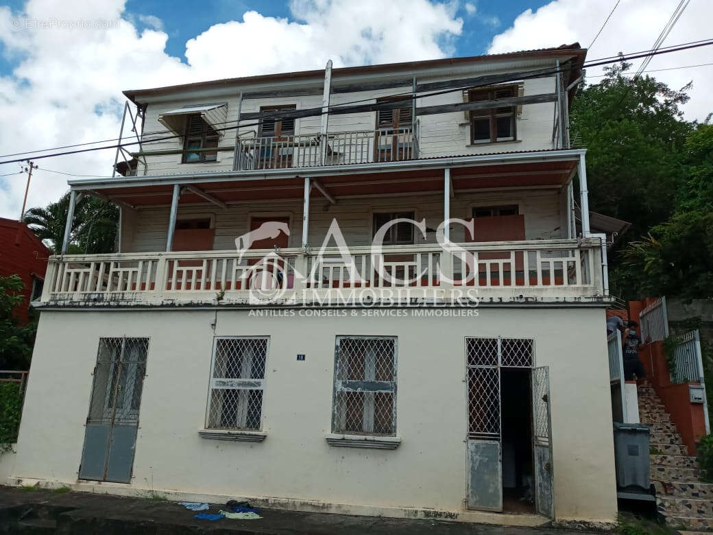 Maison à FORT-DE-FRANCE