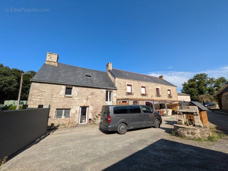 Maison à SEGLIEN