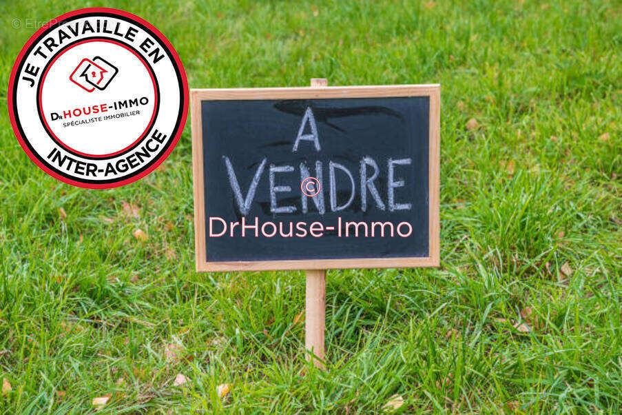 Terrain à COMMEQUIERS