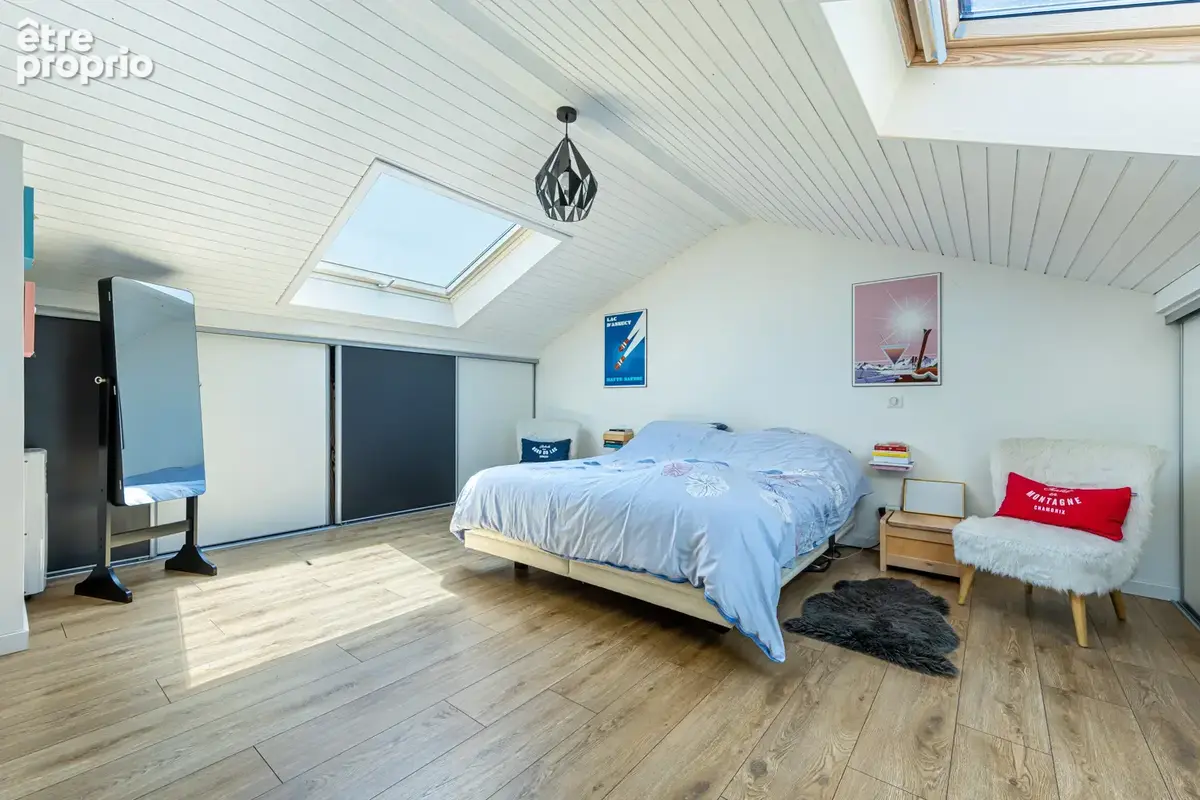 Maison - Poisy - 238 m2 avec piscine - photo 10