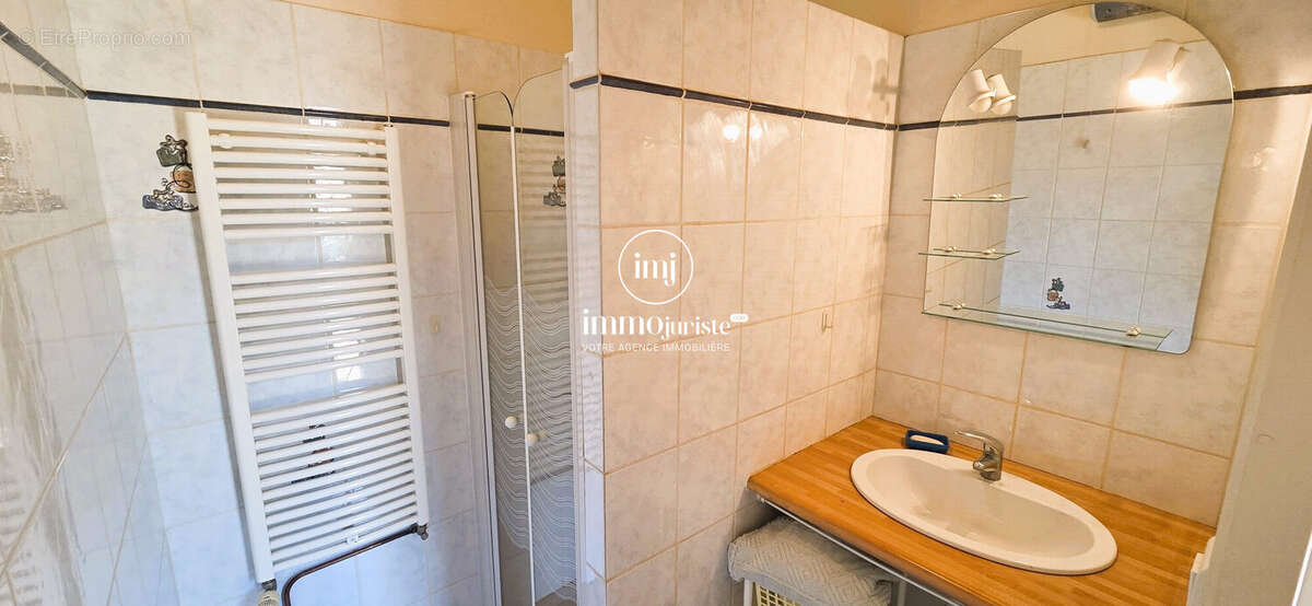 Maison 143 m² à Saint-Medard-D'excideuil  - photo 9