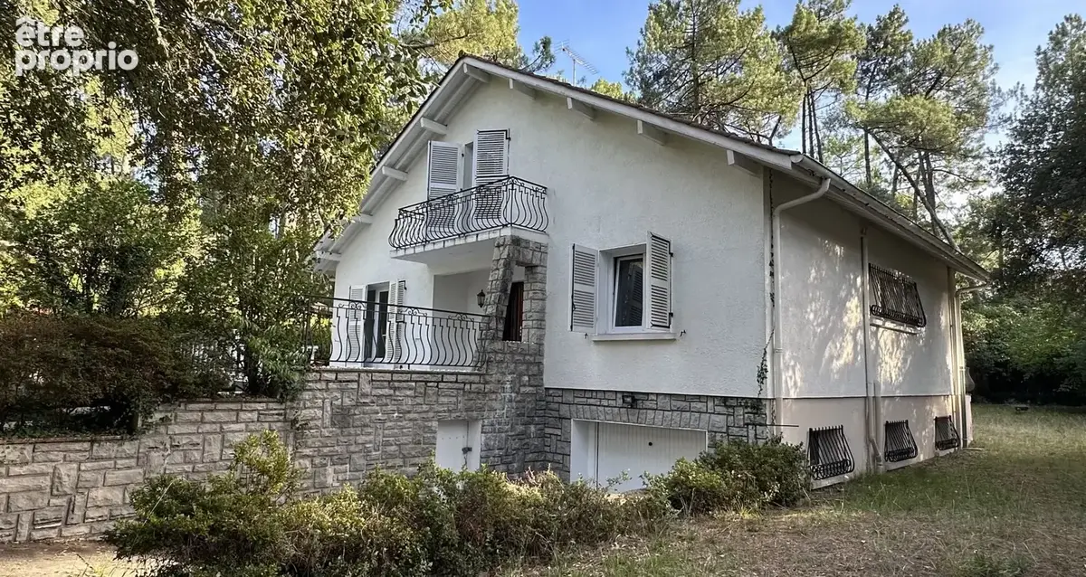 Maison contemporaine 200 m² avec T3 indépendant, piscine, terrain 1300 m²  proche lac  sans vis-à-vis  fort potentiel - photo 4
