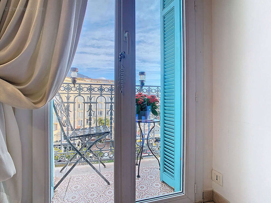 Menton centre - vue mer - secteur prisé 2 pièces - photo 6