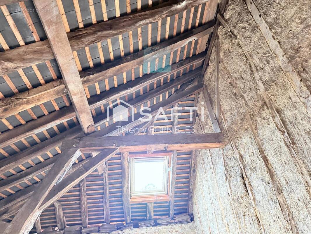 Photo 1 - Maison à PIERRE-BUFFIERE