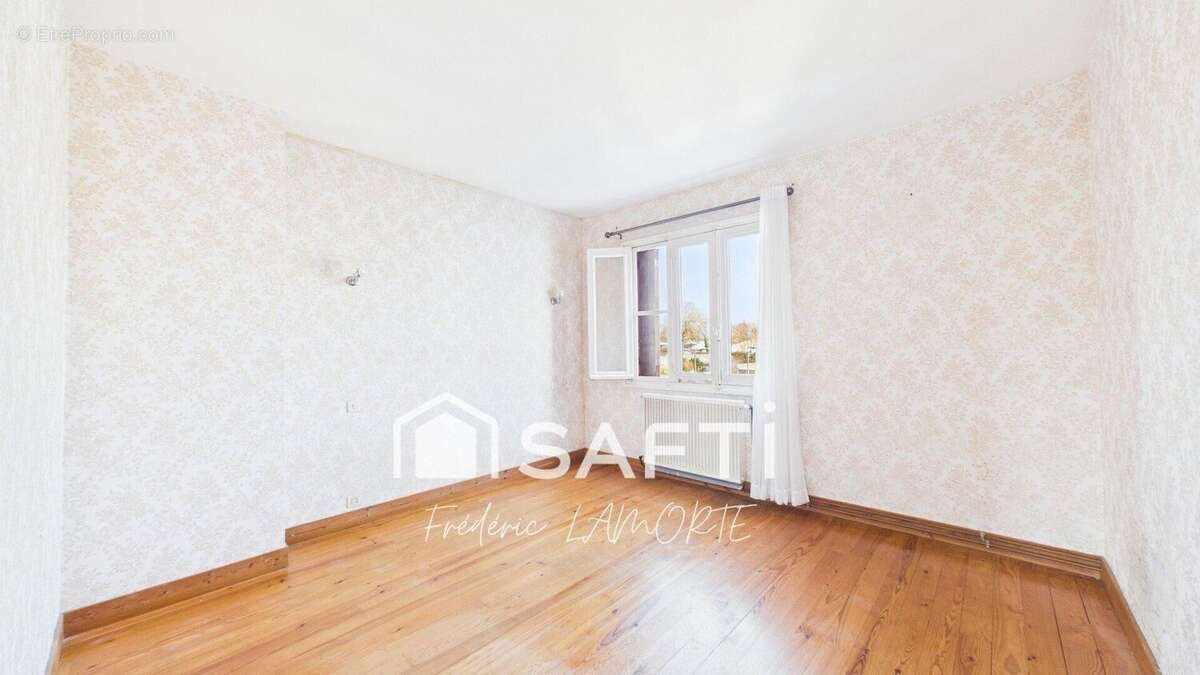 Photo 8 - Maison à CLAVETTE