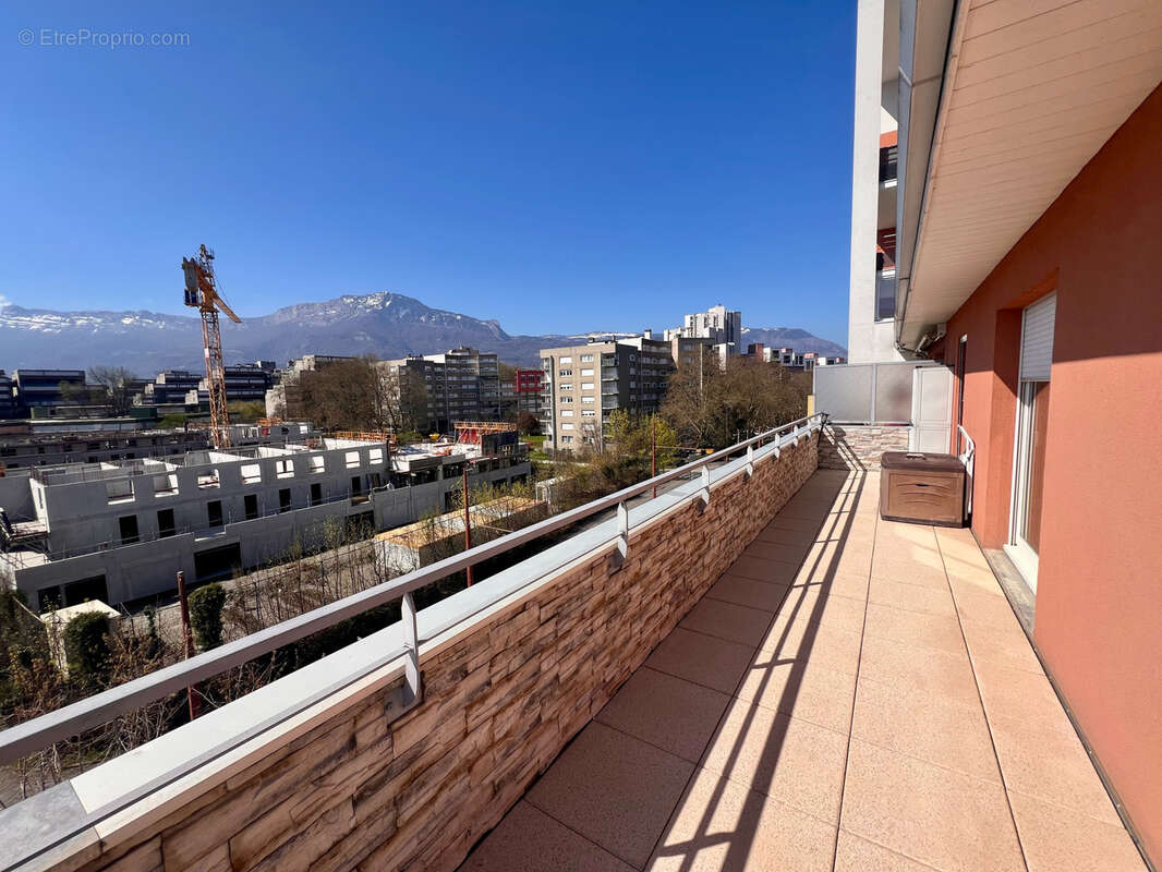 Appartement à EYBENS