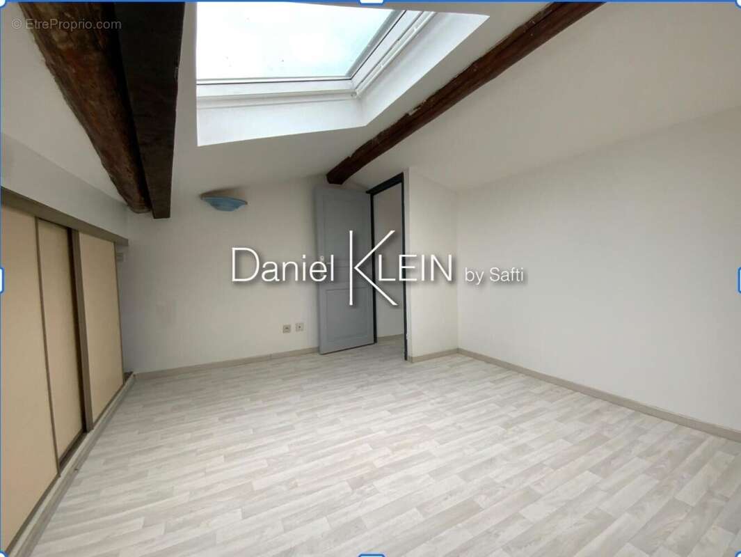 Photo 9 - Appartement à ROQUEBRUNE-SUR-ARGENS