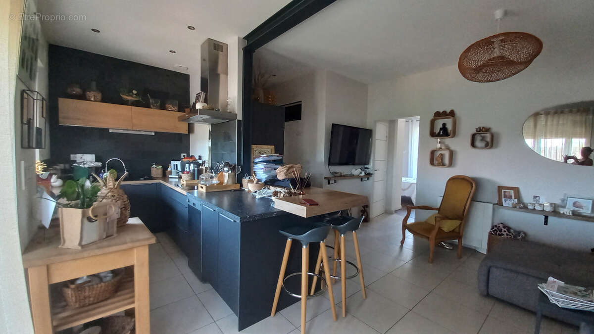 Champ de Mars/ Bassin, appartement T3 jardin. - photo 12