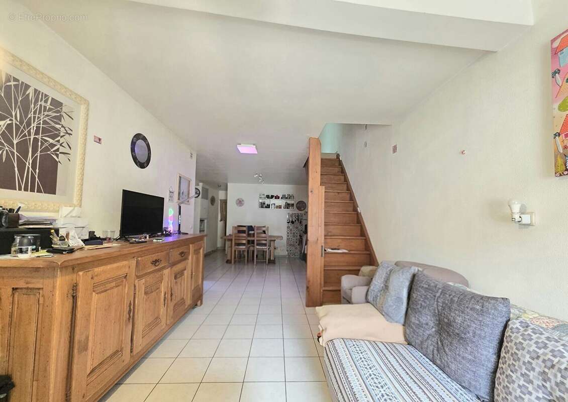 Ensemble immobilier - photo 2