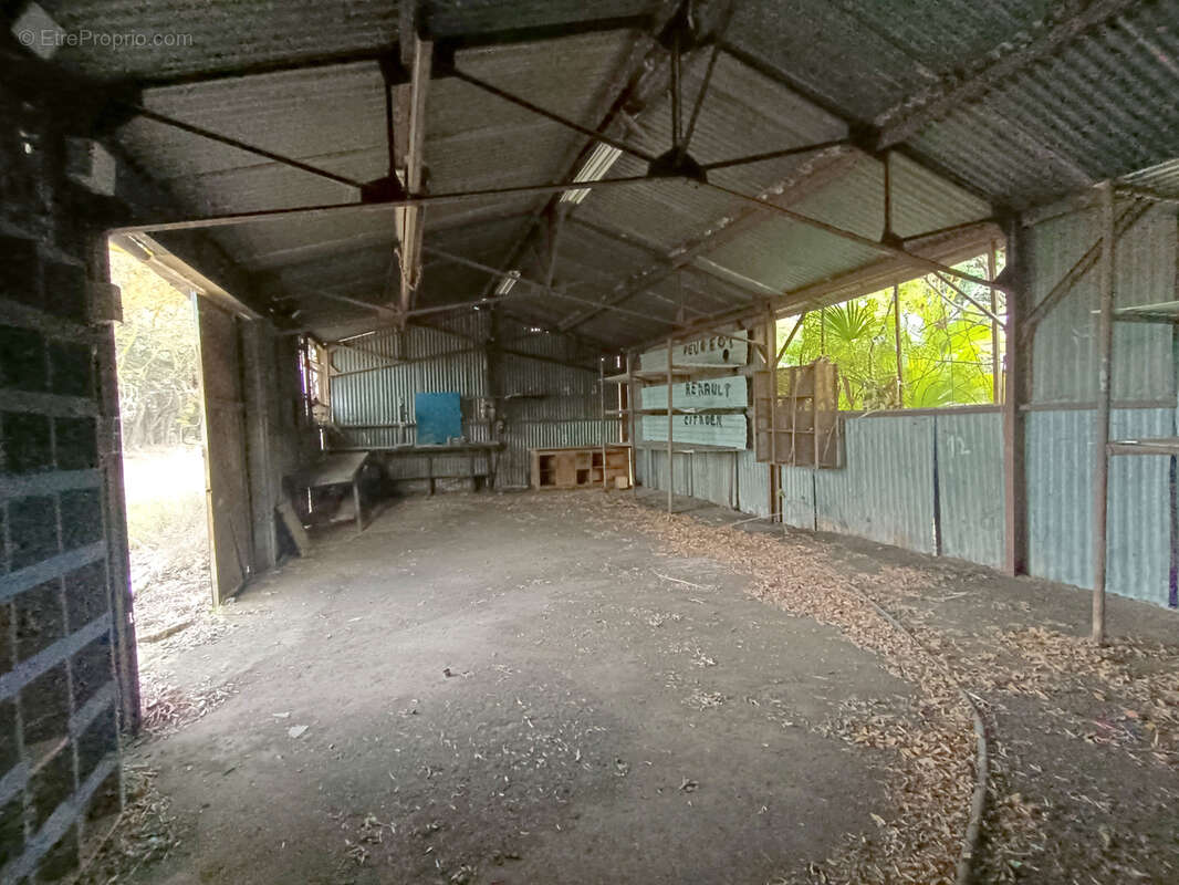 Commerce à CARCASSONNE