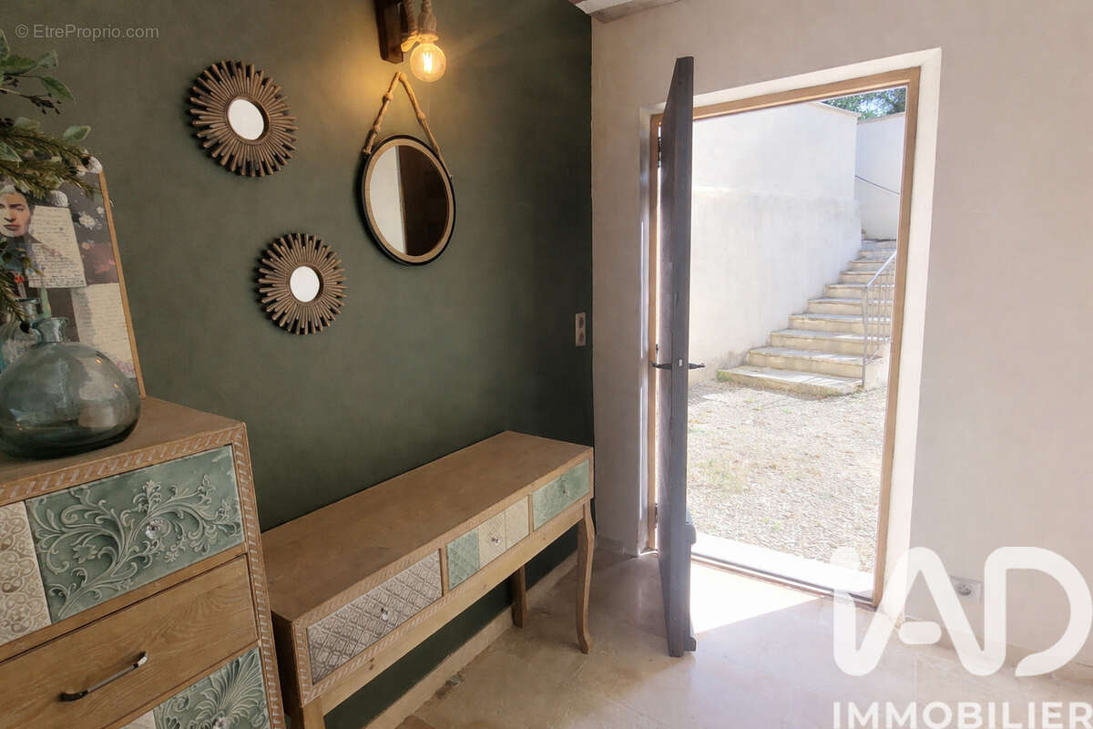 Maison 138 m² à Le Beaucet  - photo 7