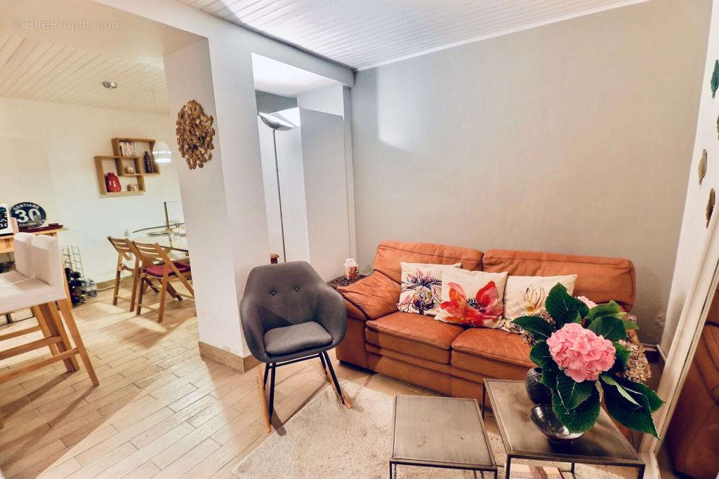 Maison à L'ETANG-LA-VILLE