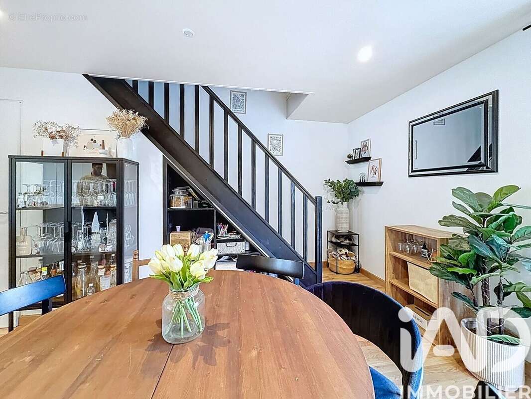 Photo 2 - Maison à COULOMMIERS