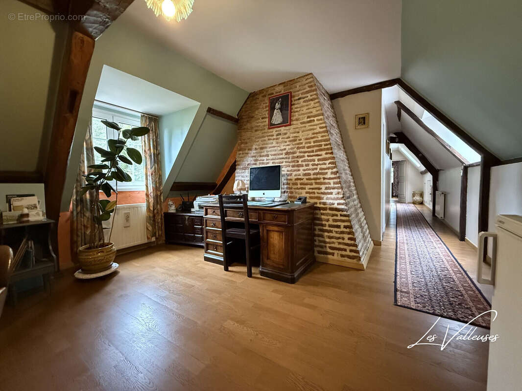 Maison 230 m² à Veules-Les-Roses  - photo 9