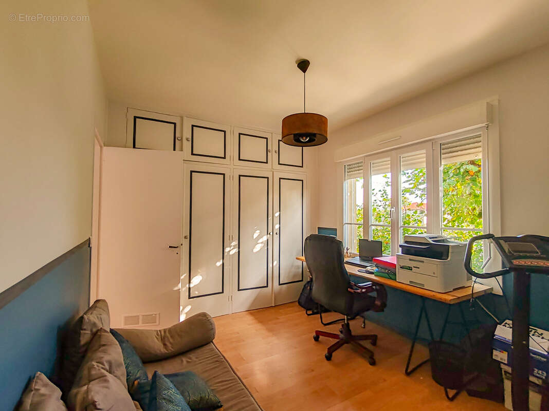 Maison à COLAYRAC-SAINT-CIRQ