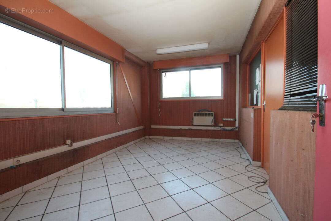 Commerce à SOUGY-SUR-LOIRE