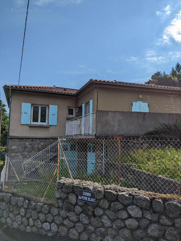 Maison à LE CHEYLARD