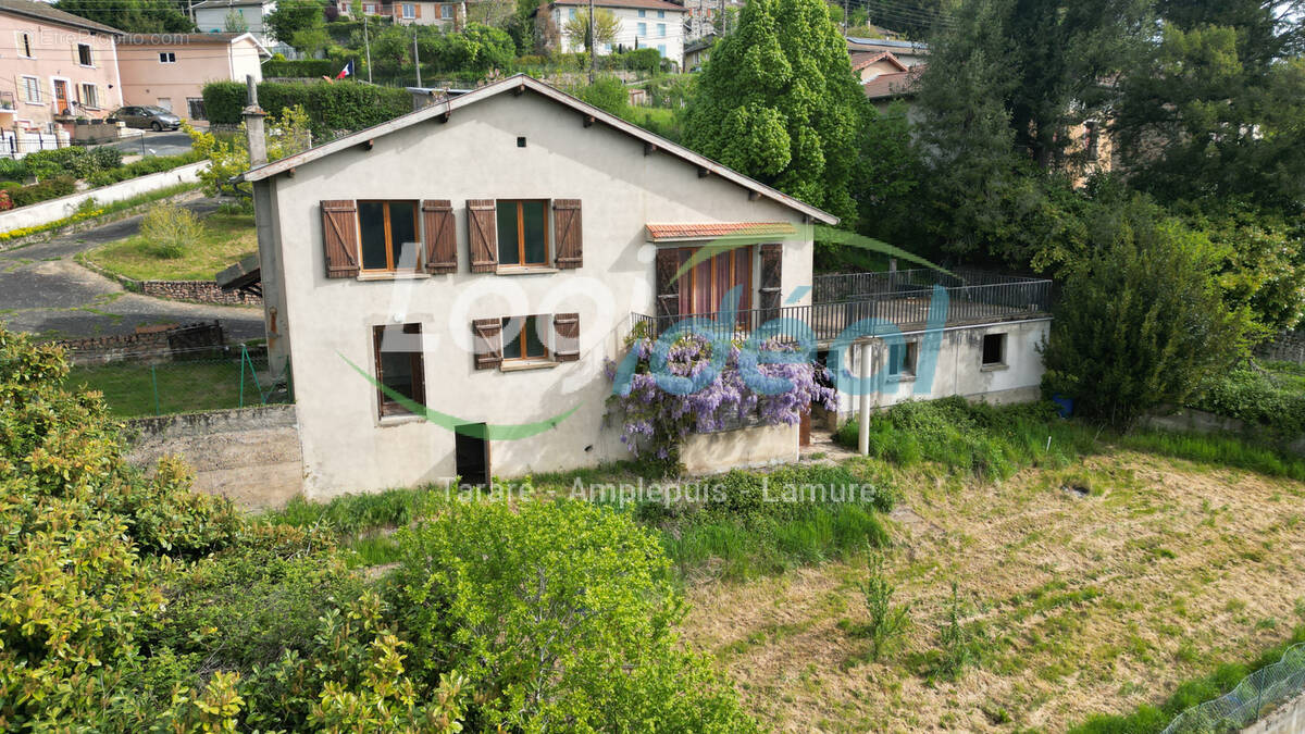 Maison à GRANDRIS
