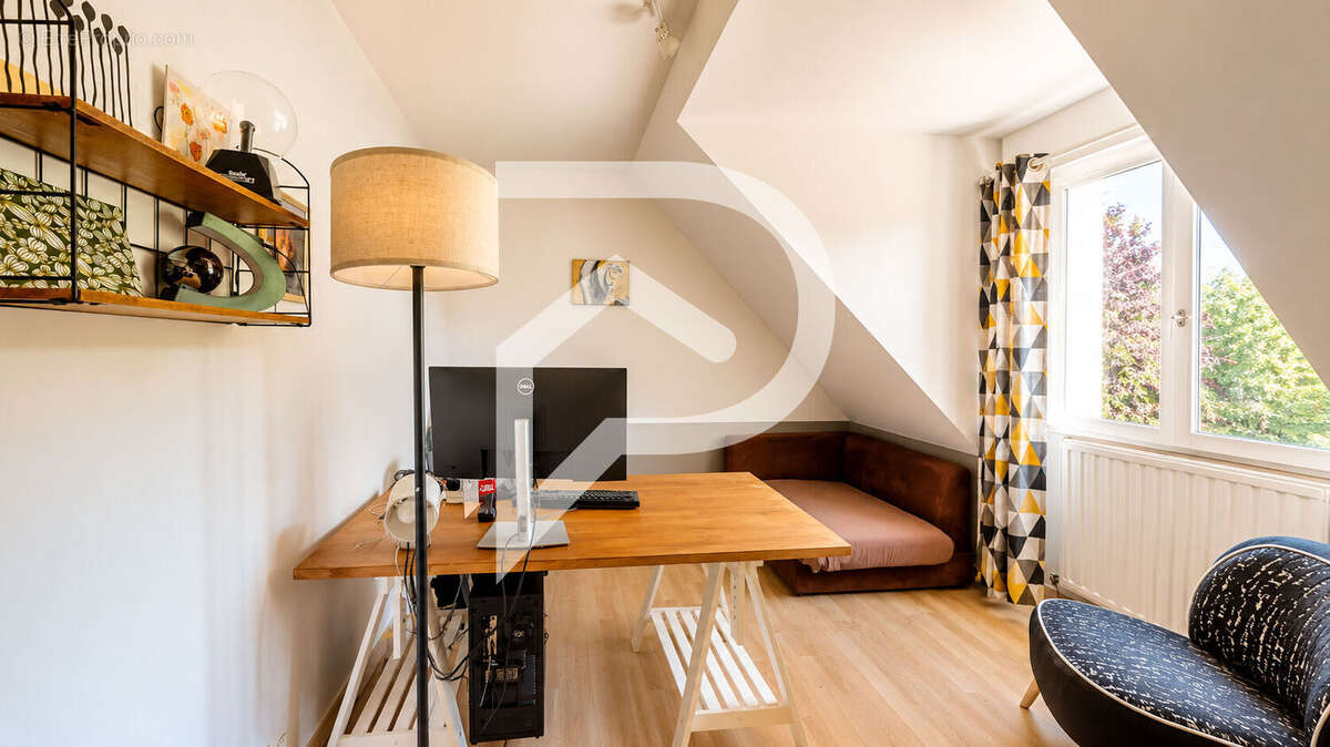 Maison familiale 158 m² avec piscine à Maule - photo 17