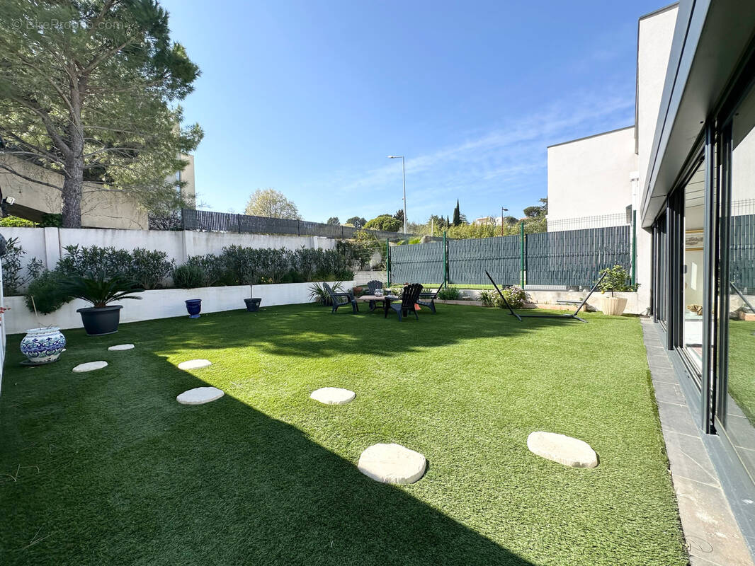 Maison à CARNOUX-EN-PROVENCE