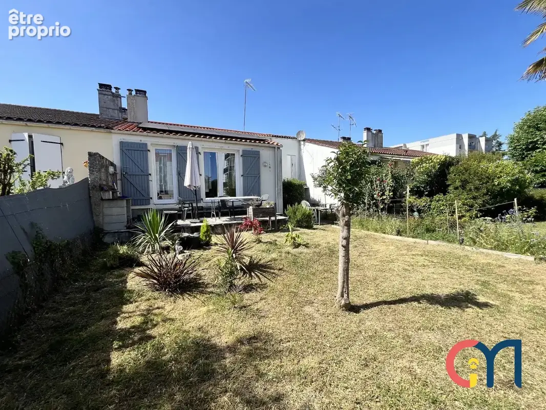 Maison à COGNAC