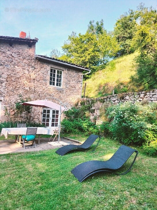 Maison à MALLEVAL