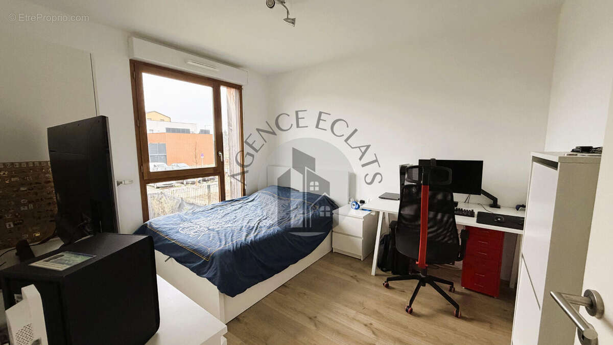 Maison à BUSSY-SAINT-GEORGES