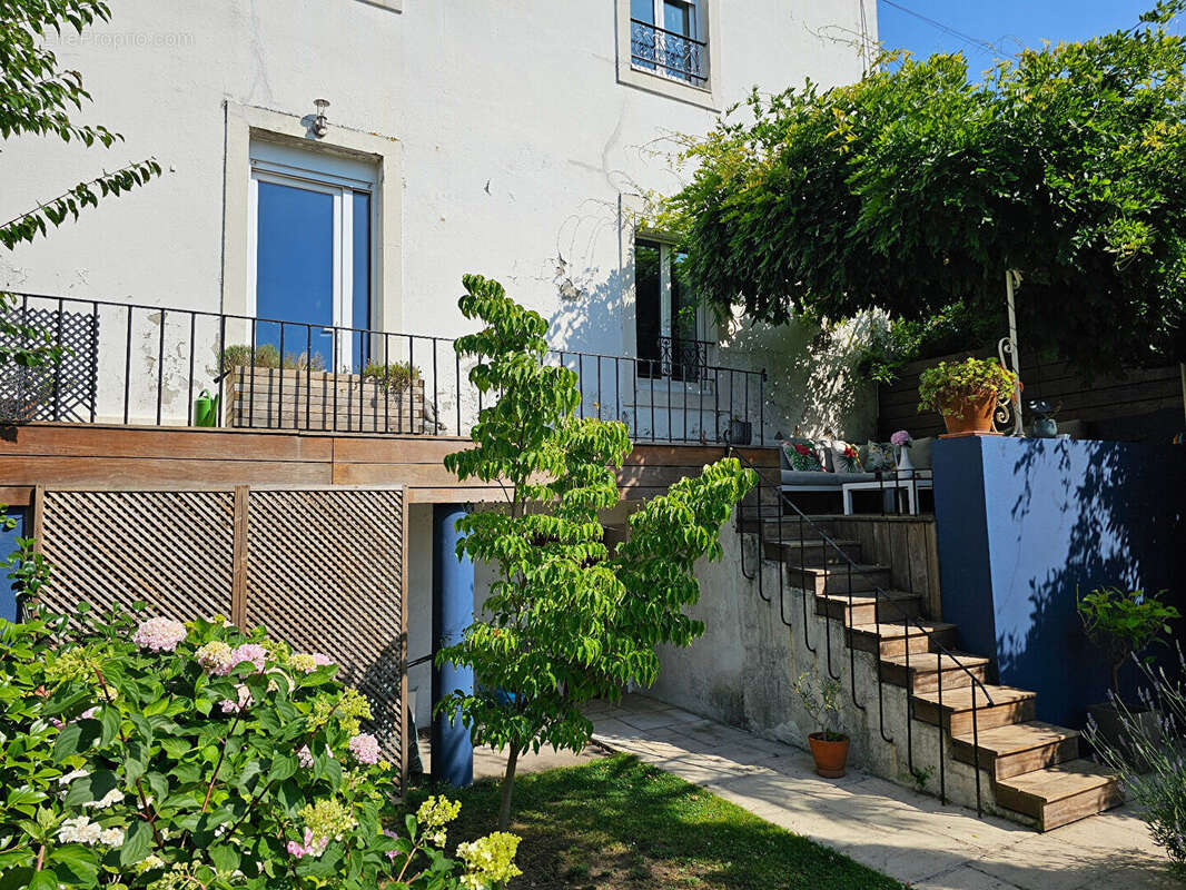 Maison à SAINT-JULIEN-DE-CONCELLES