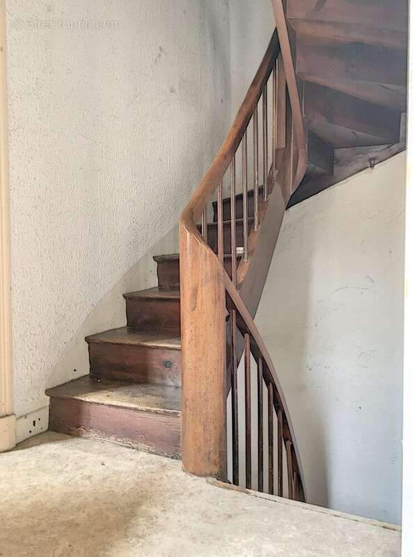 Maison à LE BUISSON-DE-CADOUIN