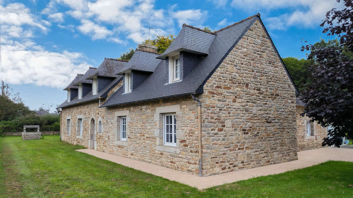 Melgven - Maison familiale de 5 chambres avec vie de plain pied - photo 17