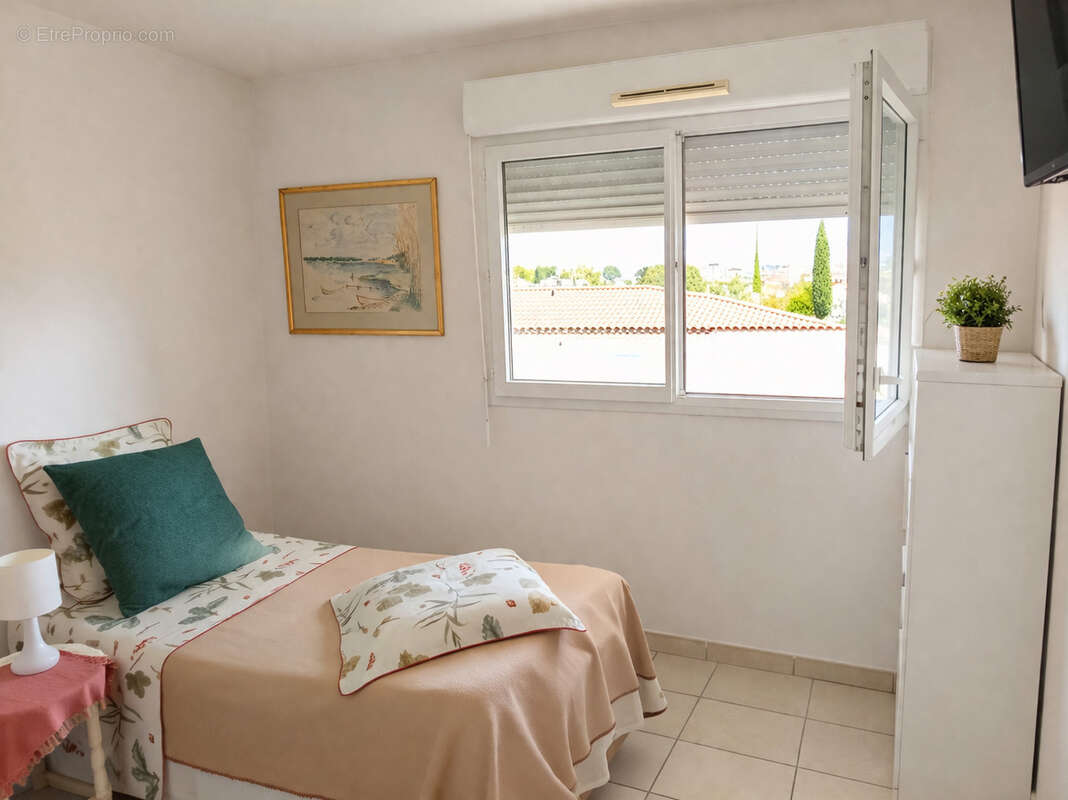 Appartement à LA CRAU