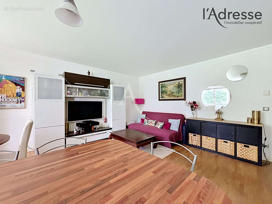 Appartement à COURBEVOIE