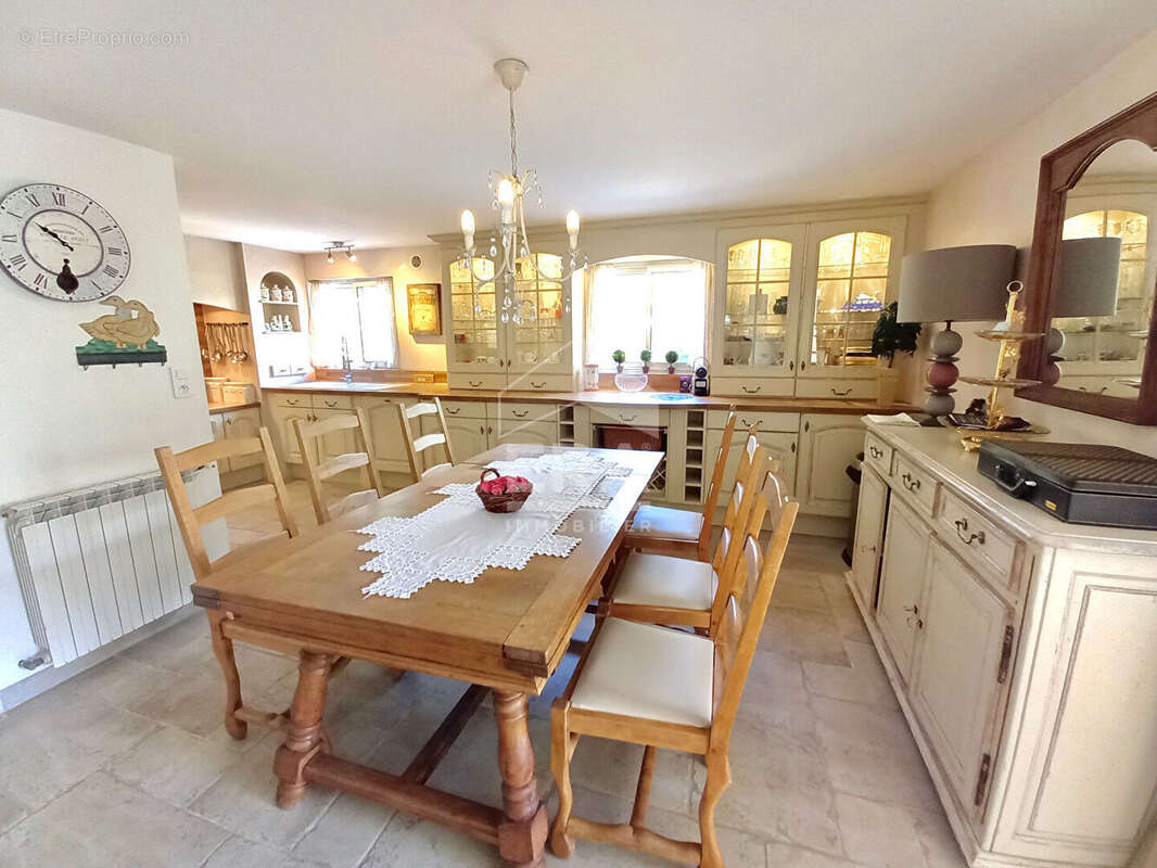 Maison à MOUANS-SARTOUX