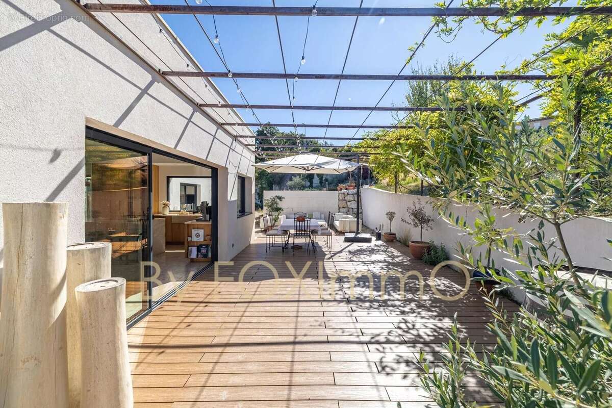 Maison à LA COLLE-SUR-LOUP